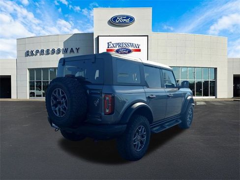 New 2025 Ford Bronco Badlands image 6