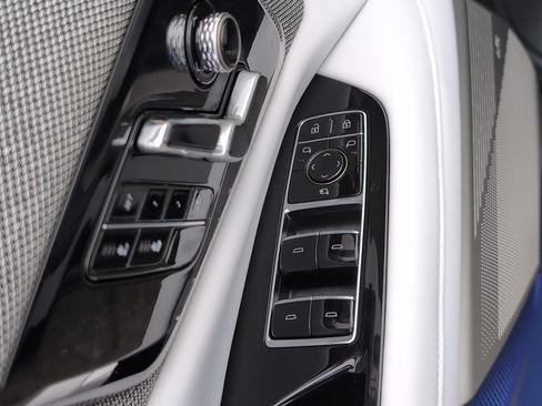 New 2025 Cadillac Optiq Sport 1 w/ LPO, Floor Liner Package image 12