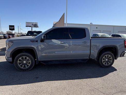 Used 2024 GMC Sierra 1500 AT4 w/ Technology Package image 9