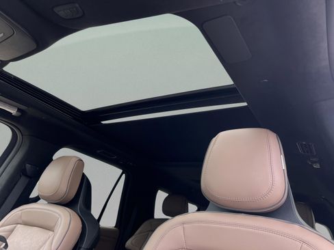 New 2026 Lincoln Navigator L Black Label AWD/4WD image 20
