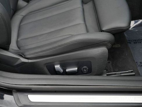 Used 2021 BMW 430i Convertible w/ Premium Package image 30