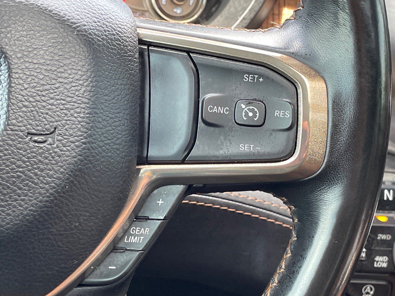 Used 2022 RAM 1500 Limited AWD/4WD image 15