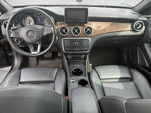 Certified 2017 Mercedes-Benz GLA 250 4MATIC image 13