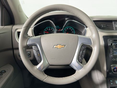Used 2015 Chevrolet Traverse LT image 15