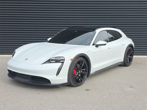 Used 2023 Porsche Taycan 4S image 1