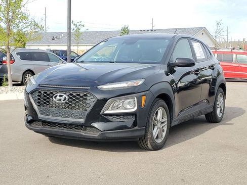 Used 2019 Hyundai Kona SE FWD image 2