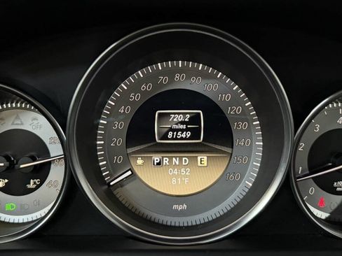 Used 2012 Mercedes-Benz C 250 Sedan image 17