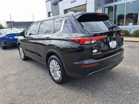 Used 2024 Mitsubishi Outlander ES AWD/4WD image 4