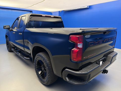 Used 2021 Chevrolet Silverado 1500 Custom RWD image 5