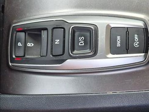 Used 2022 Honda Pilot EX-L image 11