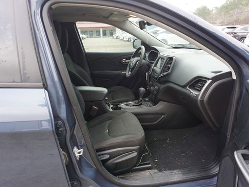 Used 2021 Jeep Cherokee Latitude image 17