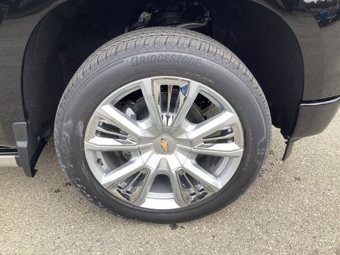 New 2026 Chevrolet Silverado 1500 High Country image 9