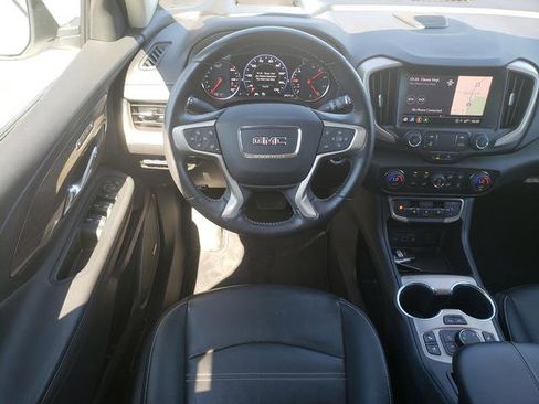 Used 2022 GMC Terrain Denali w/ Denali Premium Package AWD/4WD image 17