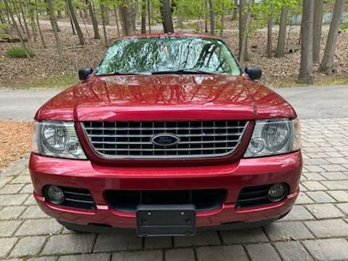 Used 2004 Ford Explorer Limited AWD/4WD image 2