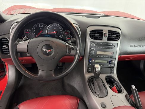 Used 2007 Chevrolet Corvette Coupe w/ Preferred Equipment Group image 8