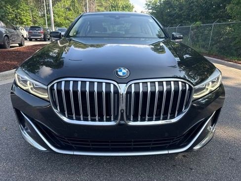 Used 2020 BMW 740i RWD image 10