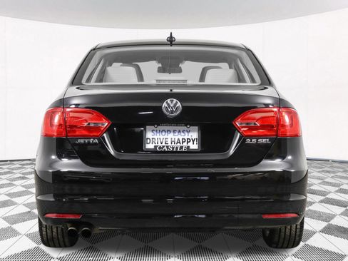 Used 2012 Volkswagen Jetta SEL image 17