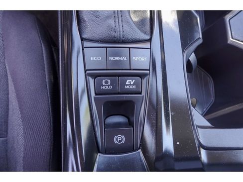 Used 2025 Toyota Camry LE FWD image 22
