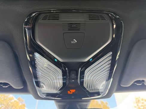 Used 2023 BMW 330e w/ Driving Assistance Package RWD image 46