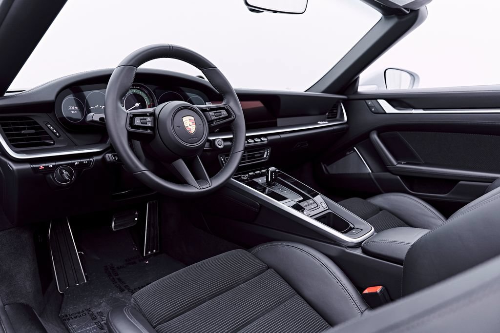 Used 2024 Porsche 911 Turbo S AWD/4WD image 2