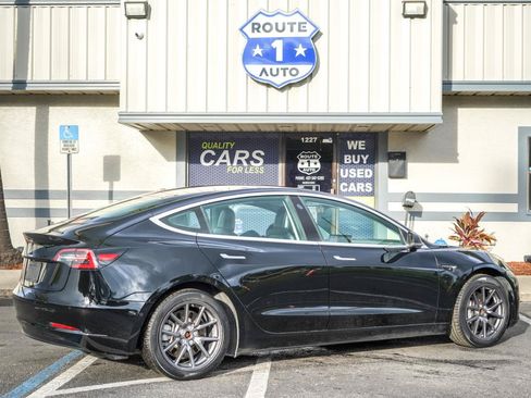 Used 2018 Tesla Model 3 Long Range RWD image 6