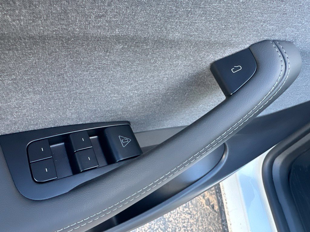 Used 2026 Tesla Model Y Long Range AWD/4WD image 20