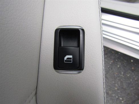 Used 2015 Mercedes-Benz E 350 Sedan w/ Premium 1 Package image 27