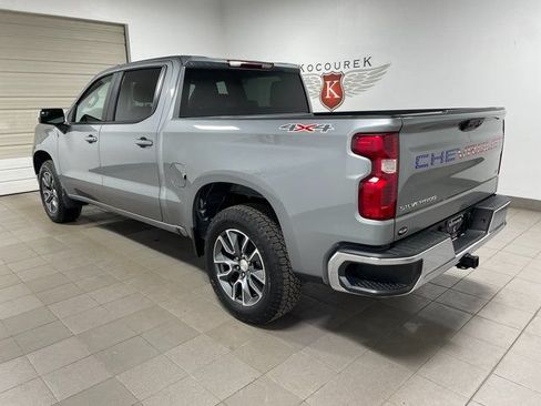 Used 2023 Chevrolet Silverado 1500 LT AWD/4WD image 4