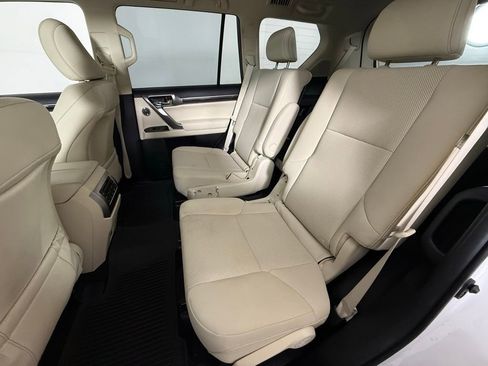Used 2023 Lexus GX 460 Premium image 13