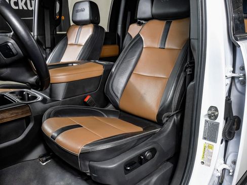 Used 2021 Chevrolet Silverado 2500 High Country w/ Z71 Off-Road Package image 29