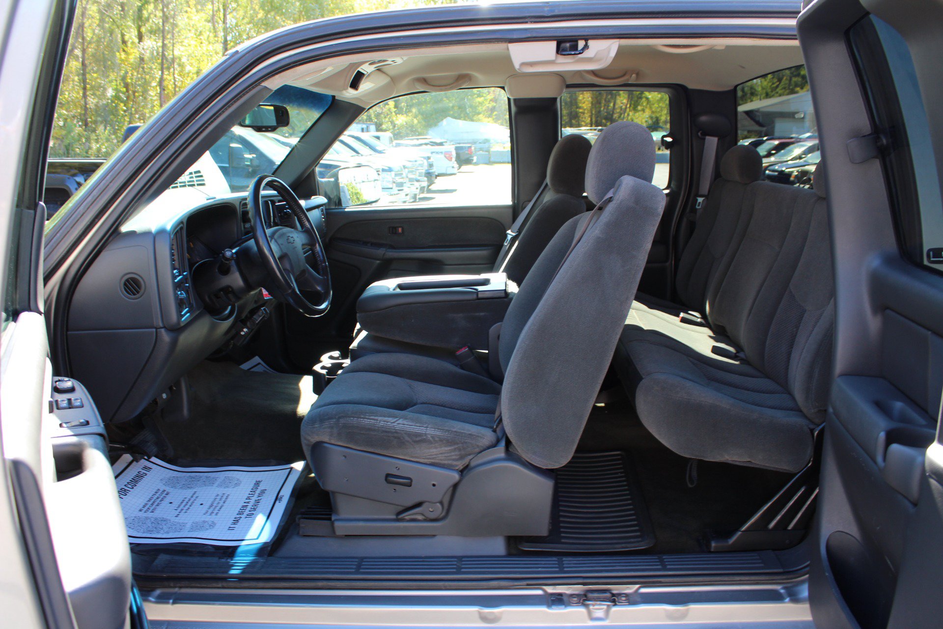 Used 2003 Chevrolet Silverado 2500 LS RWD image 19