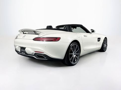 Used 2018 Mercedes-Benz AMG GT Roadster image 5