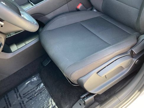 Used 2025 Hyundai Santa Fe SE FWD image 23