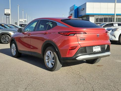 Used 2024 Buick Envista Preferred w/ Convenience I Package image 7