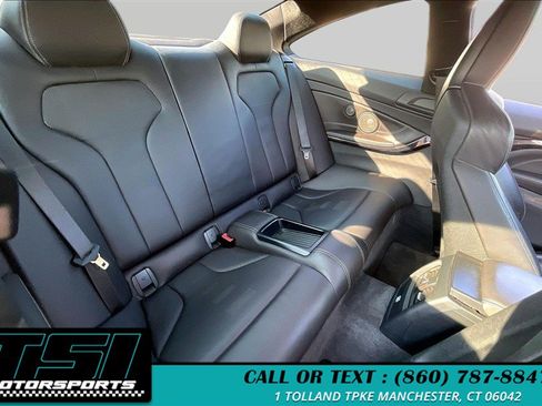 Used 2018 BMW M4 Coupe RWD image 27