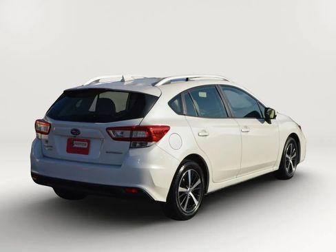 Used 2019 Subaru Impreza 2.0i Premium image 10