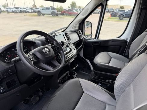 Used 2025 RAM ProMaster 3500 w/ Convenience Group FWD image 14