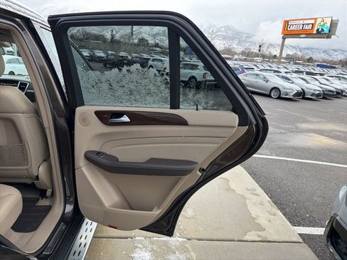 Used 2014 Mercedes-Benz ML 350 4MATIC image 30