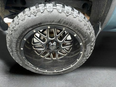 Used 2014 GMC Sierra 1500 SLE w/ SLE Preferred Package image 18