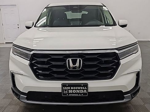 New 2025 Honda Pilot EX-L image 3