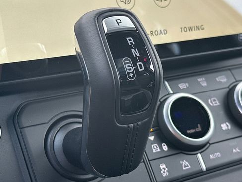 New 2026 Land Rover Defender 130 V8 image 22