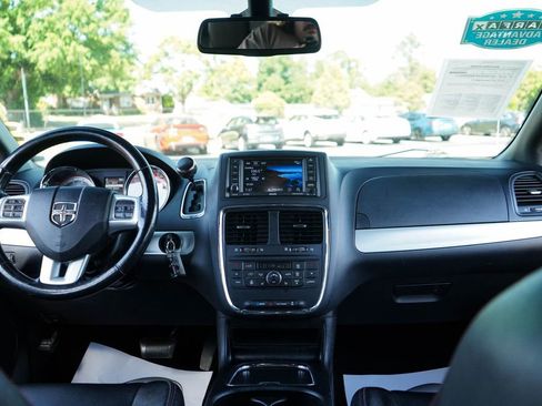 Used 2019 Dodge Grand Caravan GT FWD image 9