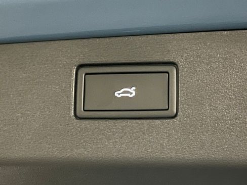 New 2026 Volkswagen Tiguan SE image 39