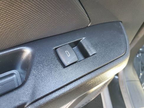 Used 2024 Chevrolet Equinox EV RS image 17