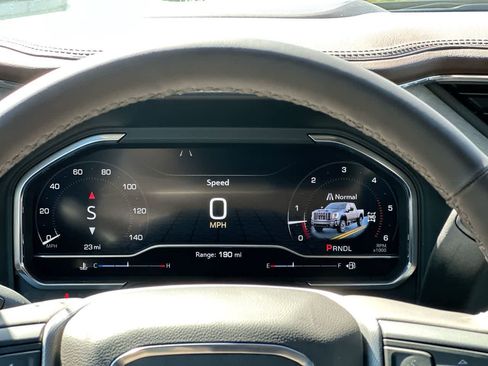 New 2025 GMC Sierra 2500 Denali image 11