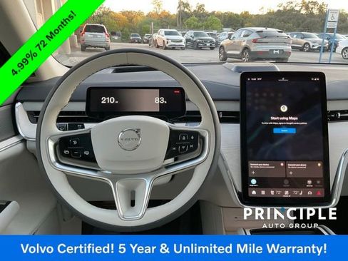 Certified 2025 Volvo EX90 Ultra image 24