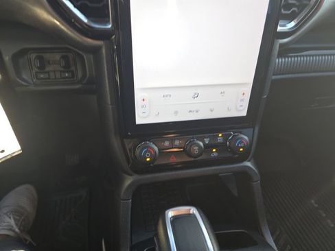 Certified 2024 Ford Ranger XLT AWD/4WD image 13