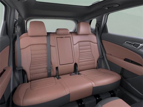 New 2025 Kia Sportage SX Prestige image 16