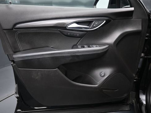 Used 2023 Buick Envision Essence w/ Sport Touring Package AWD/4WD image 10