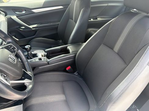 Used 2019 Honda Civic Sport image 12